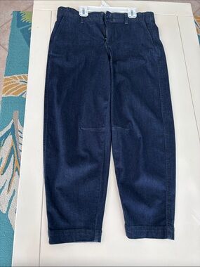 intro. ❤️ love the fit. Navy 8 Petite slight barrel leg pant.